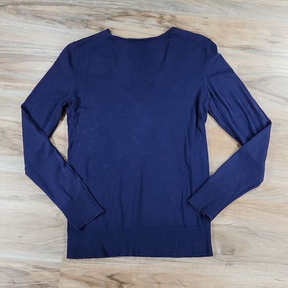 🐞Gap Blue Superfine Lightweight Vneck Sweater Medium - Picture 3 of 11